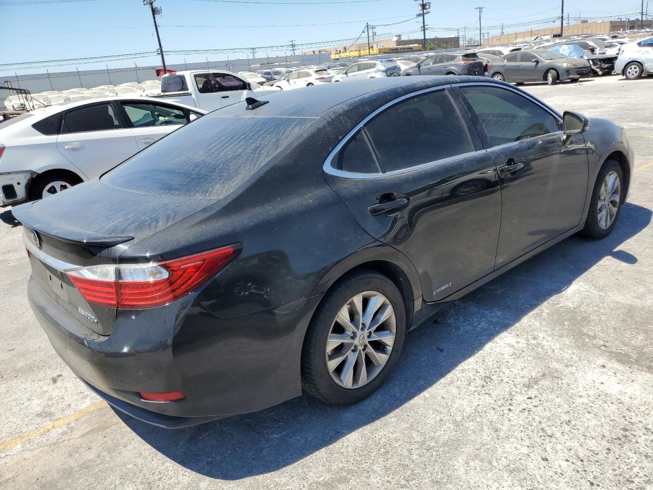2014 Lexus Es 300H - Image 3