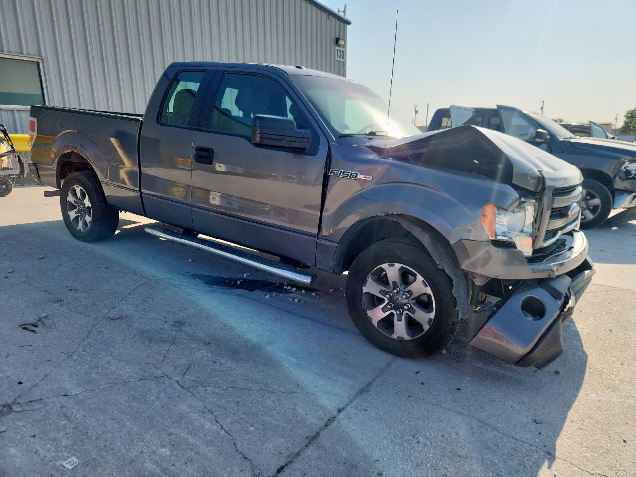 2014 Ford F150 Super Cab - Image 4
