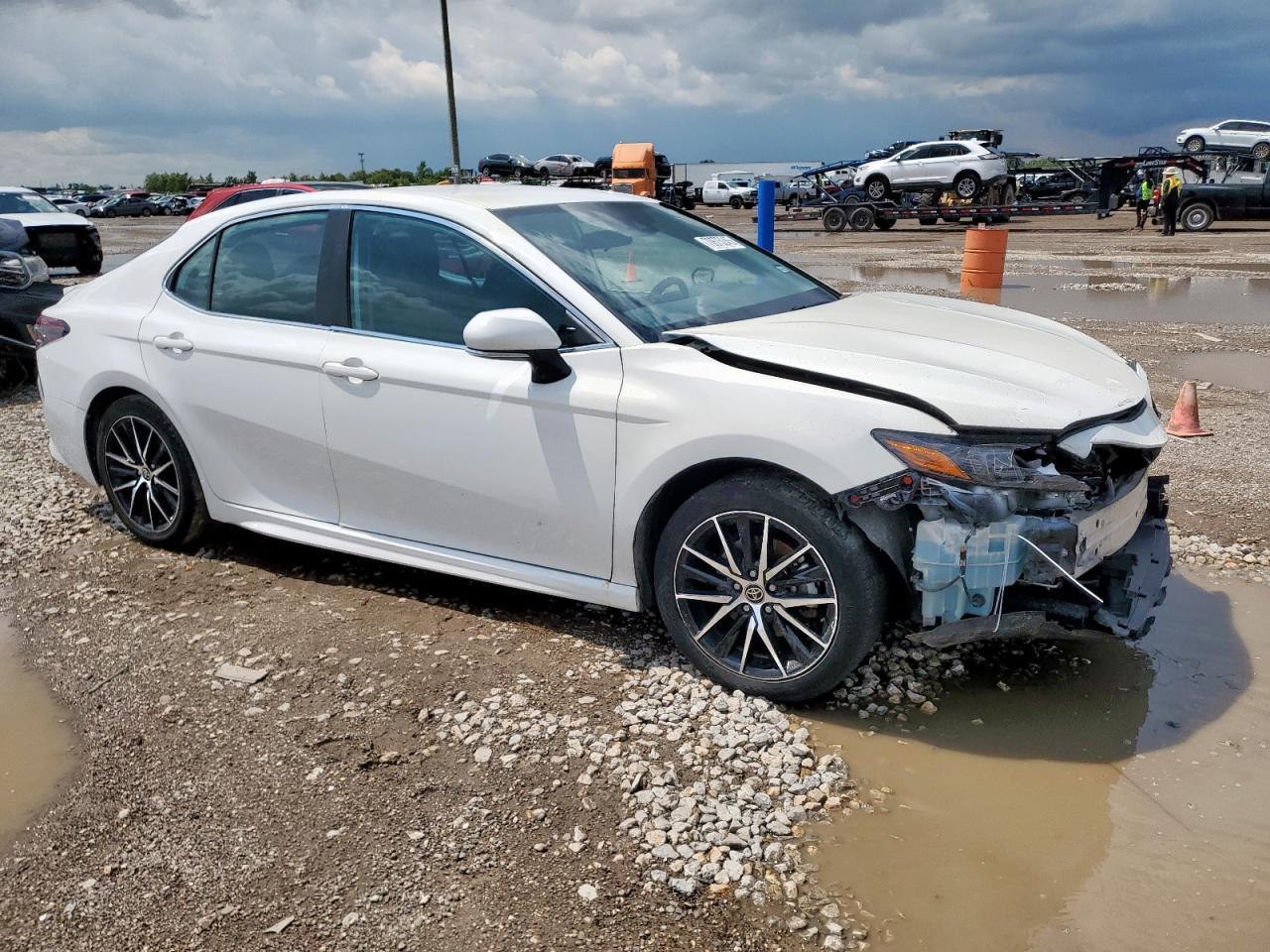2023 Toyota Camry Se Night Shade - Image 4