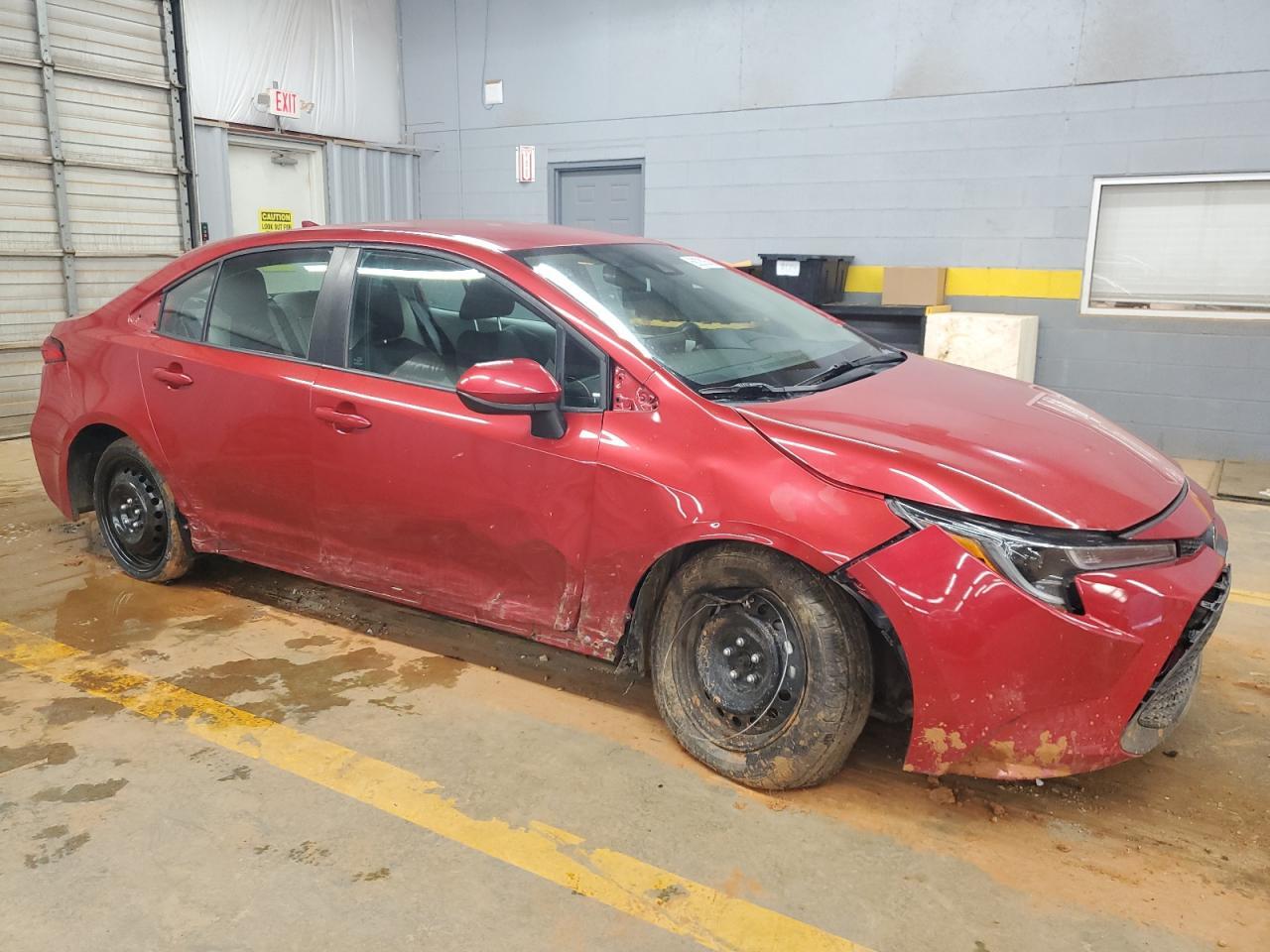 2021 Toyota Corolla Le - Фото 4
