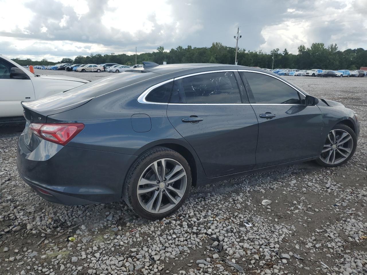 2021 Chevrolet Malibu Lt - Image 3