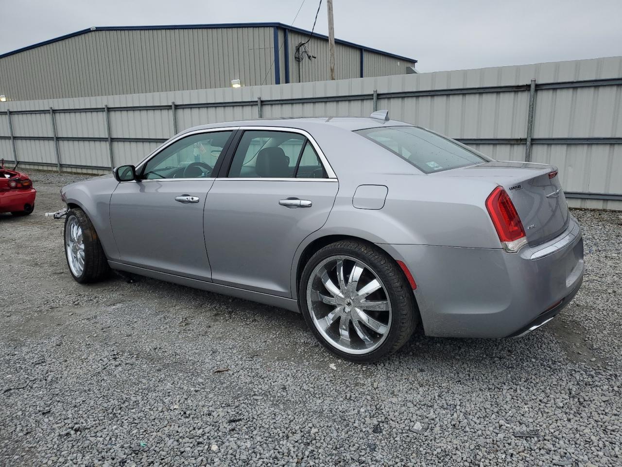 2015 Chrysler 300 Limited - Фото 2