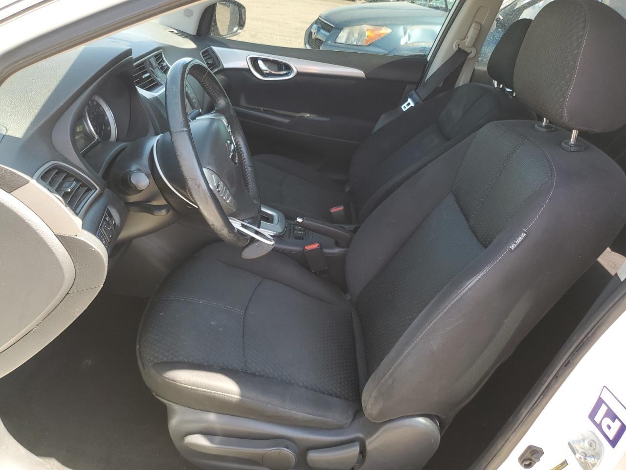 2015 Nissan Sentra S - Image 7