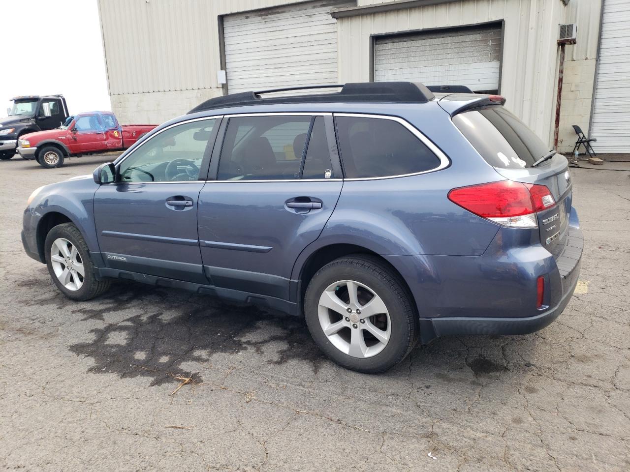2013 Subaru Outback 2.5I Premium - Фото 2