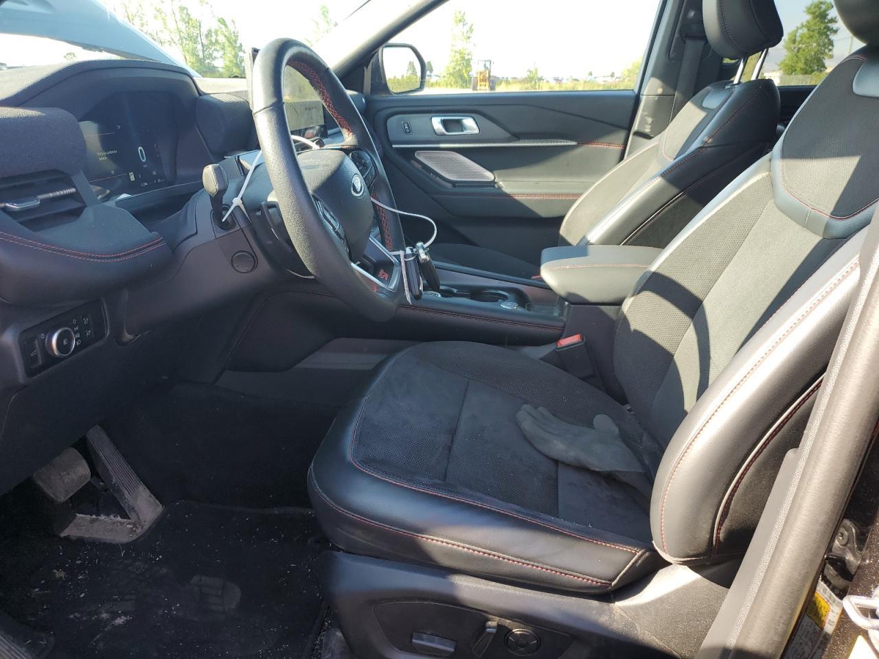 2025 Ford Explorer St - Фото 7