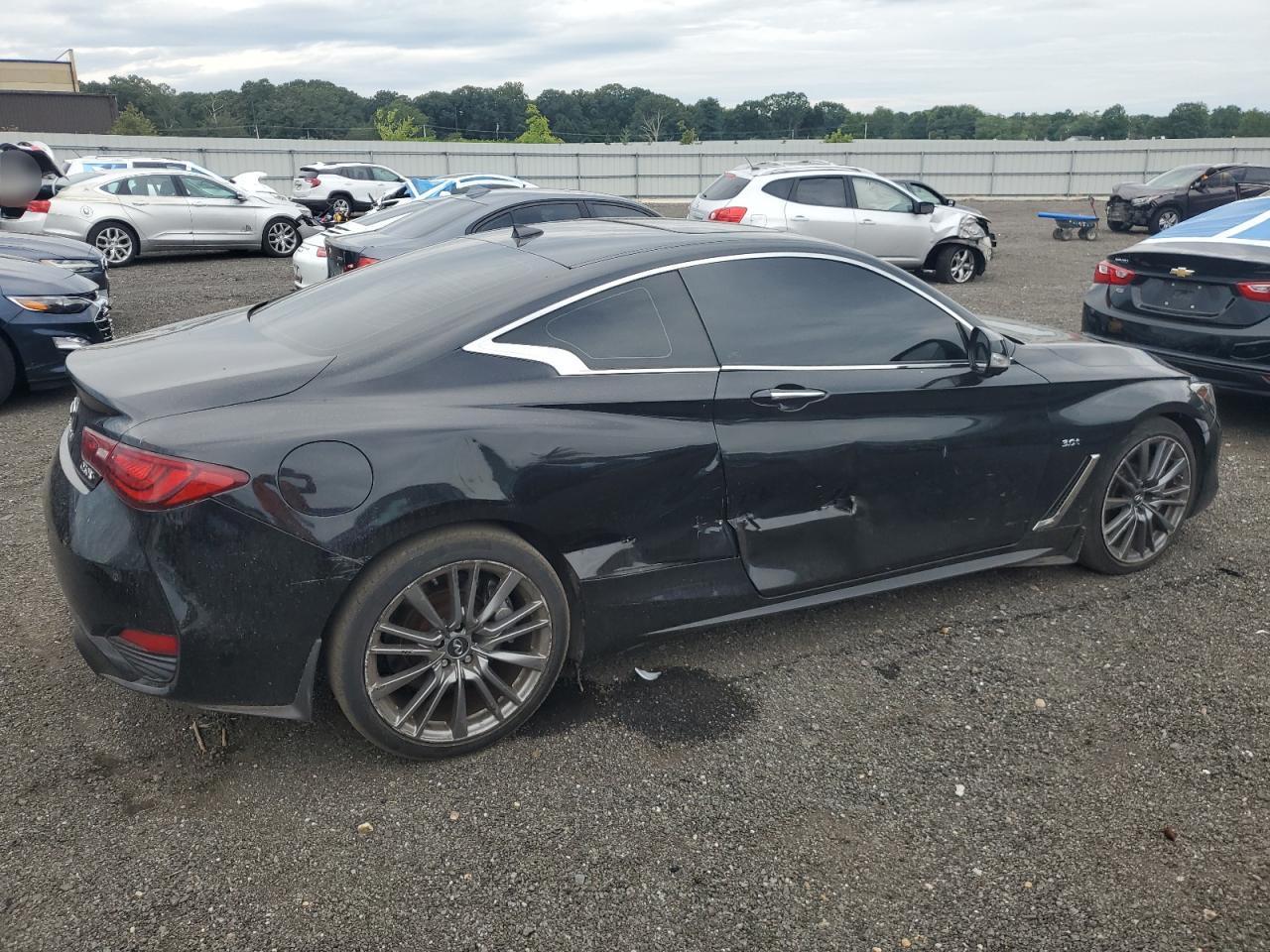 2017 Infiniti Q60 Premium - Фото 3