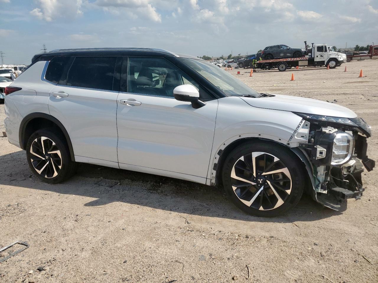 2024 Mitsubishi Outlander Sel - Фото 4