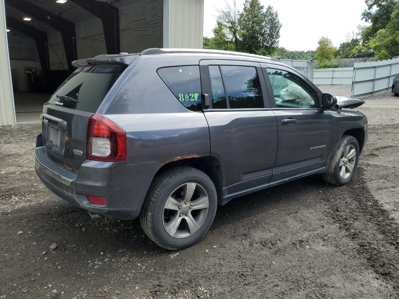 2016 Jeep Compass Latitude - Фото 3