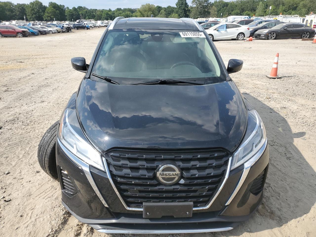 2021 Nissan Kicks Sv - Image 5
