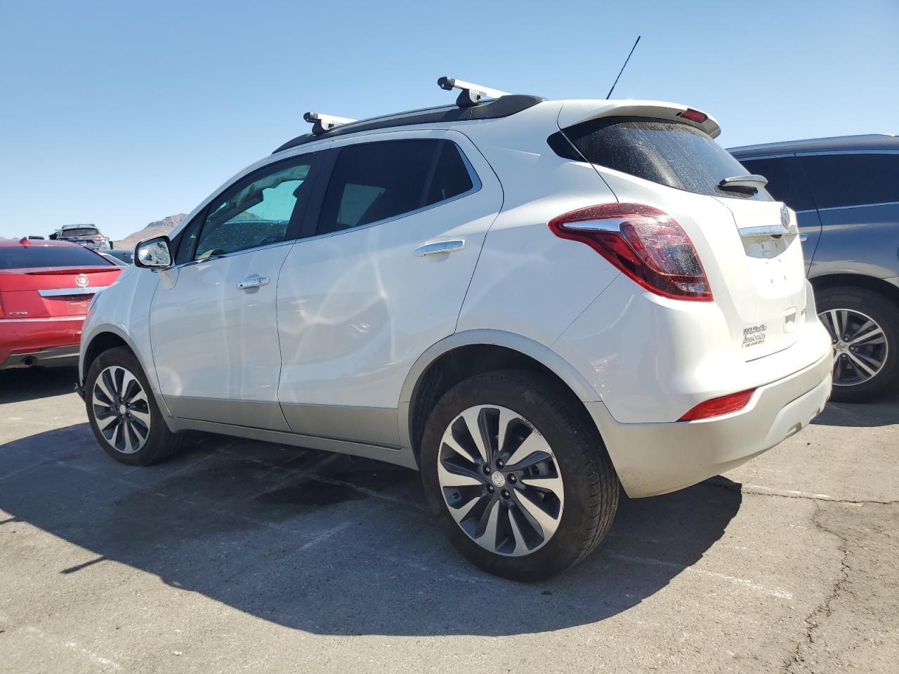 2018 Buick Encore Essence - Фото 2