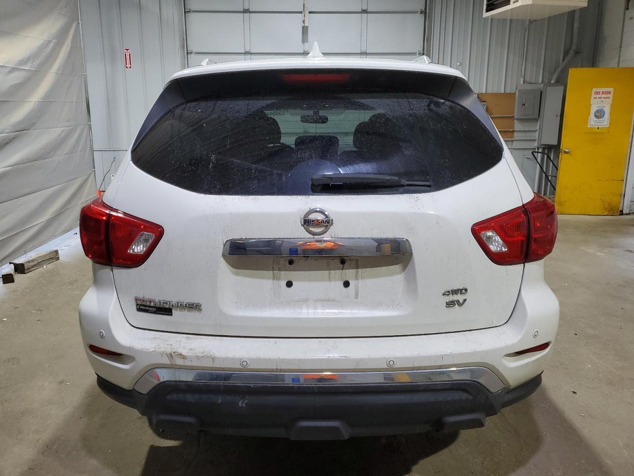 2020 Nissan Pathfinder Sv - Image 6