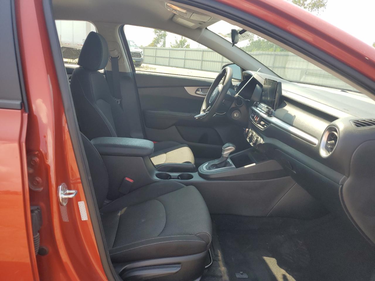 2023 Kia Forte Lx - Фото 7