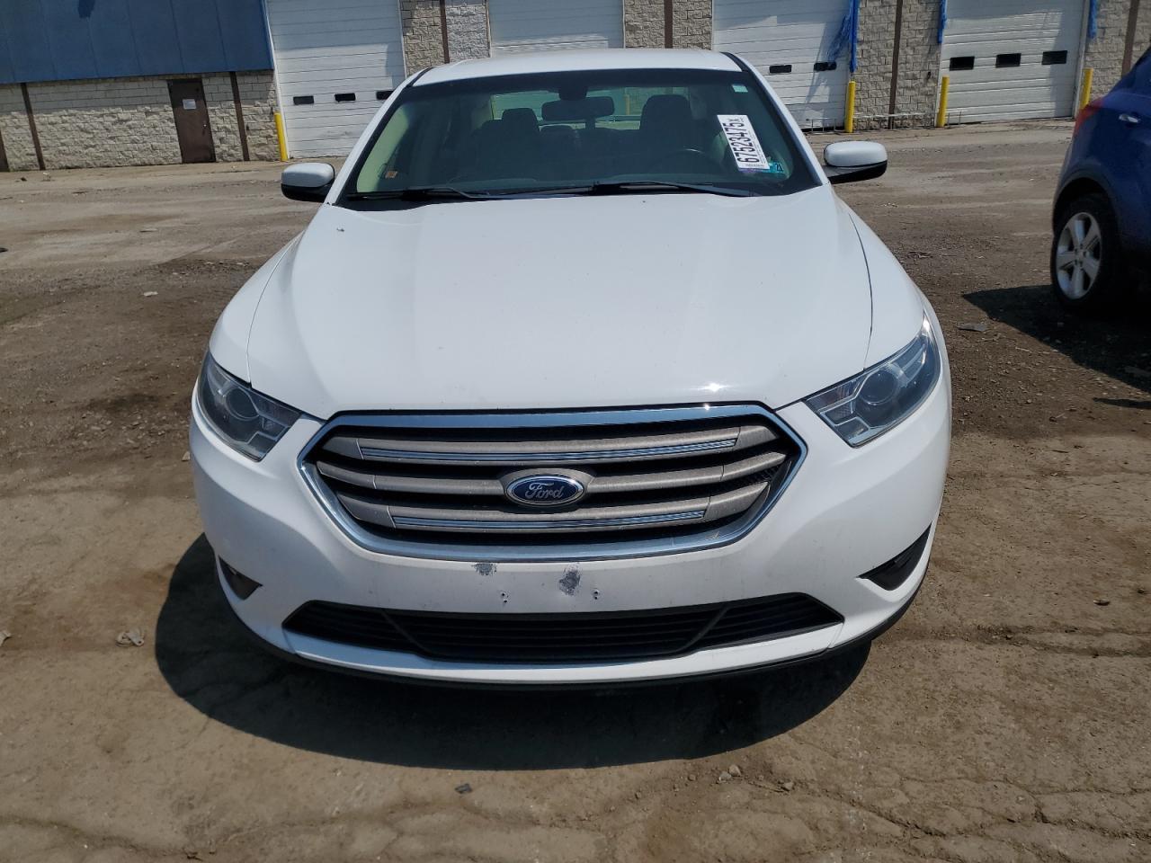 2015 Ford Taurus Sel - Image 5