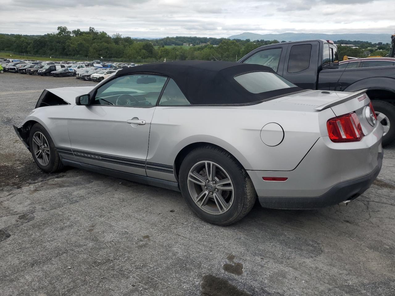 2012 Ford Mustang - Фото 2
