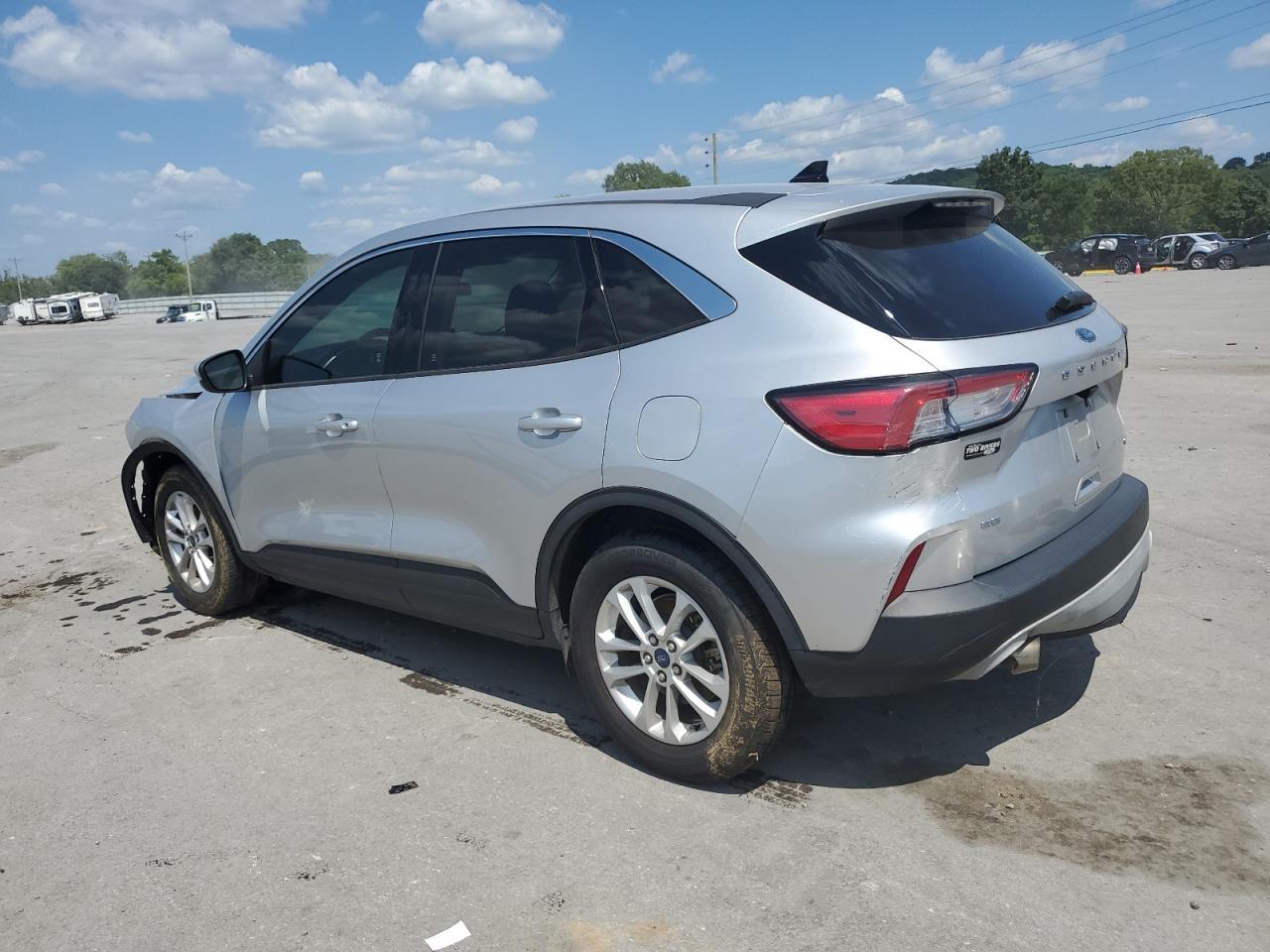 2020 Ford Escape Se - Фото 2