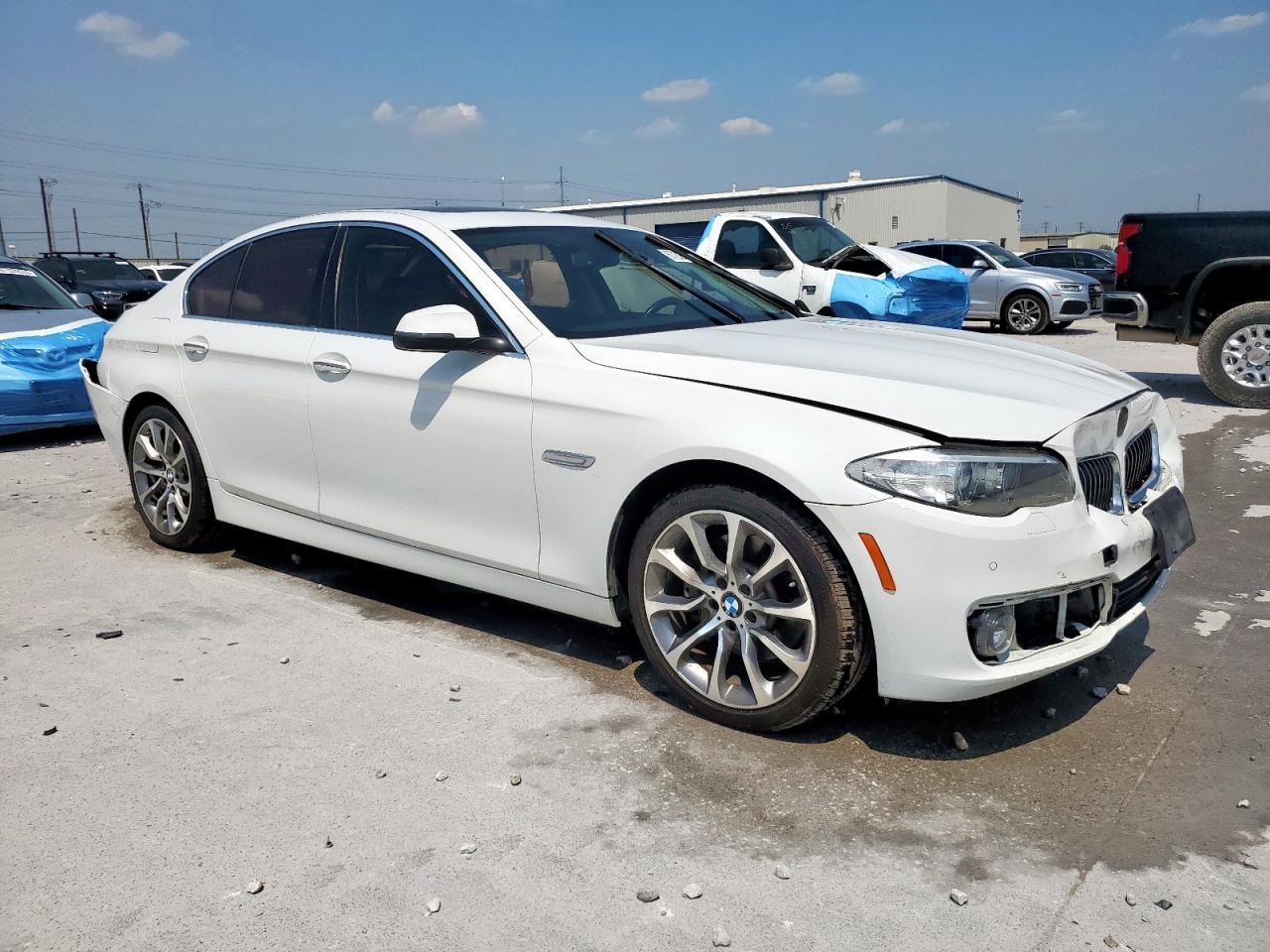 2016 BMW 535 I - Image 4