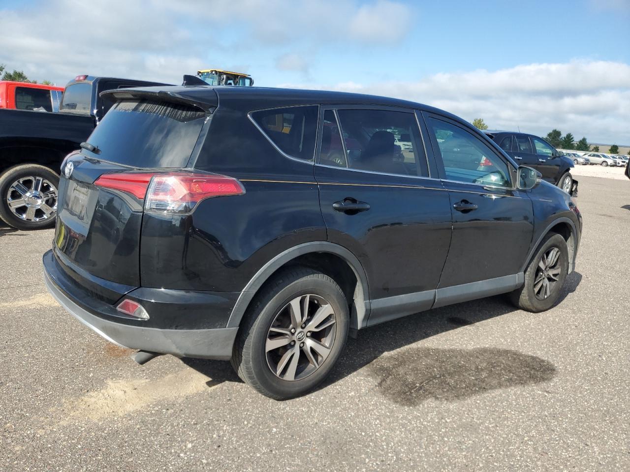 2018 Toyota Rav4 Adventure - Фото 3