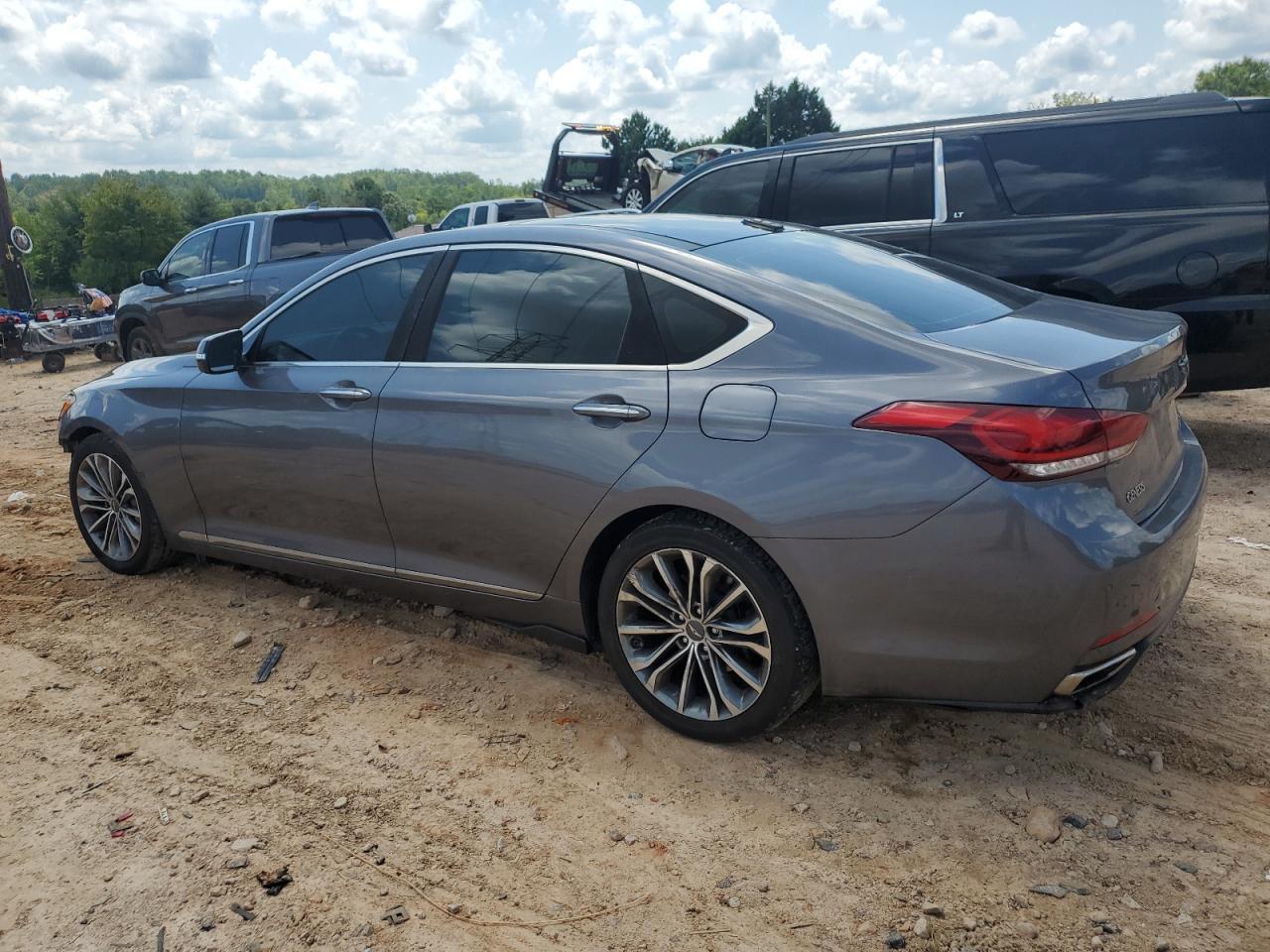 2015 Hyundai Genesis 3.8L - Image 2