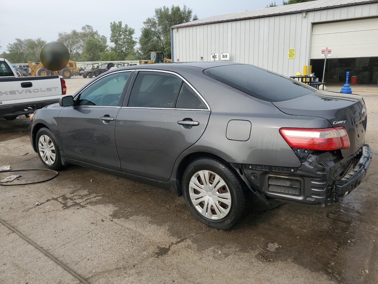 2007 Toyota Camry Le - Image 2