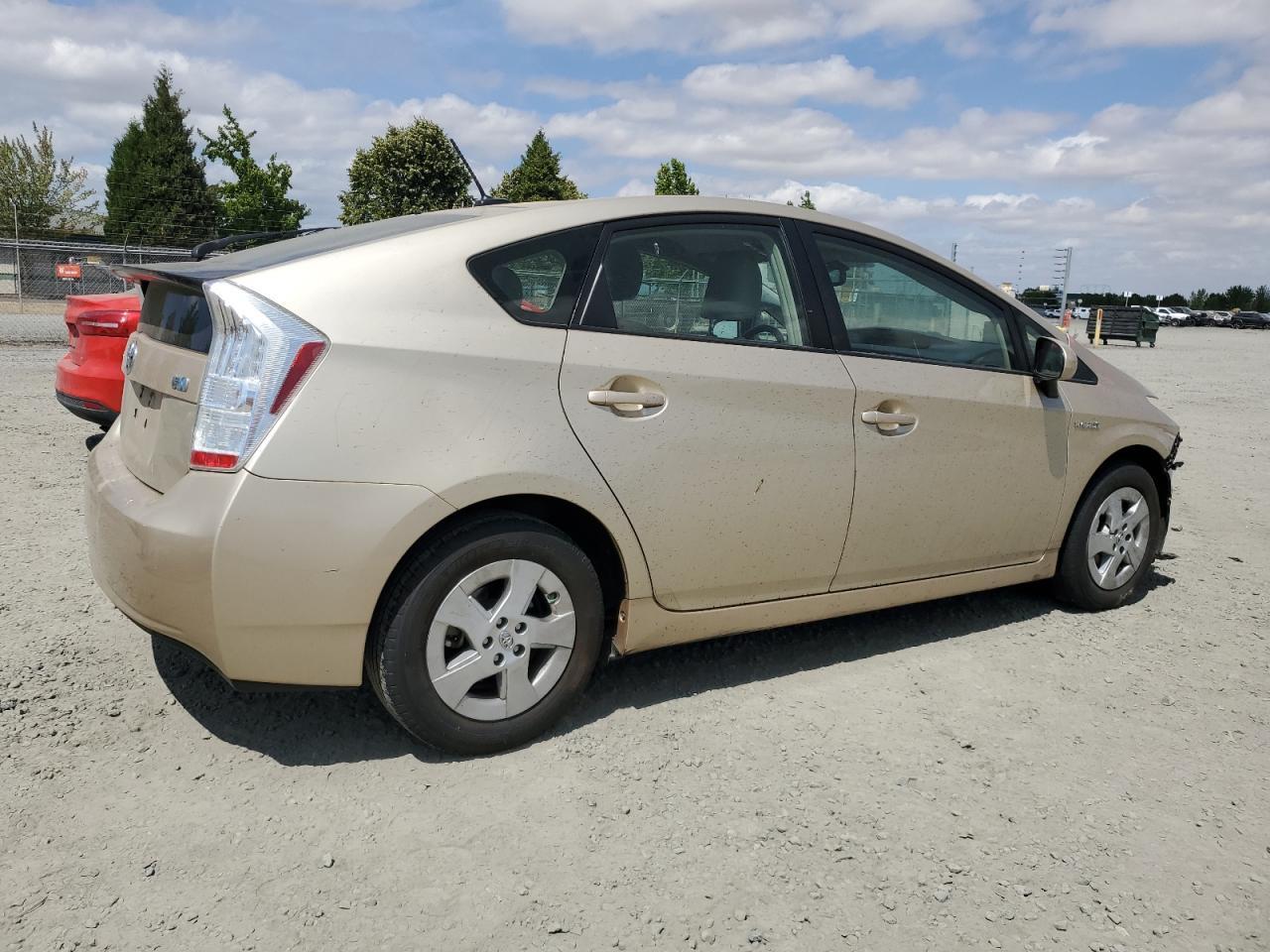 2010 Toyota Prius - Фото 3