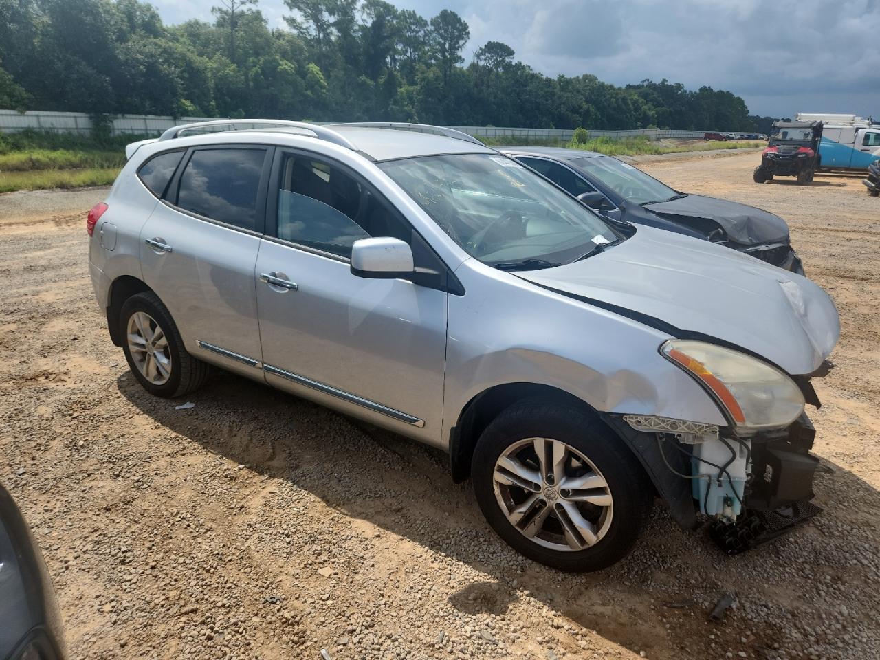2013 Nissan Rogue S - Фото 4