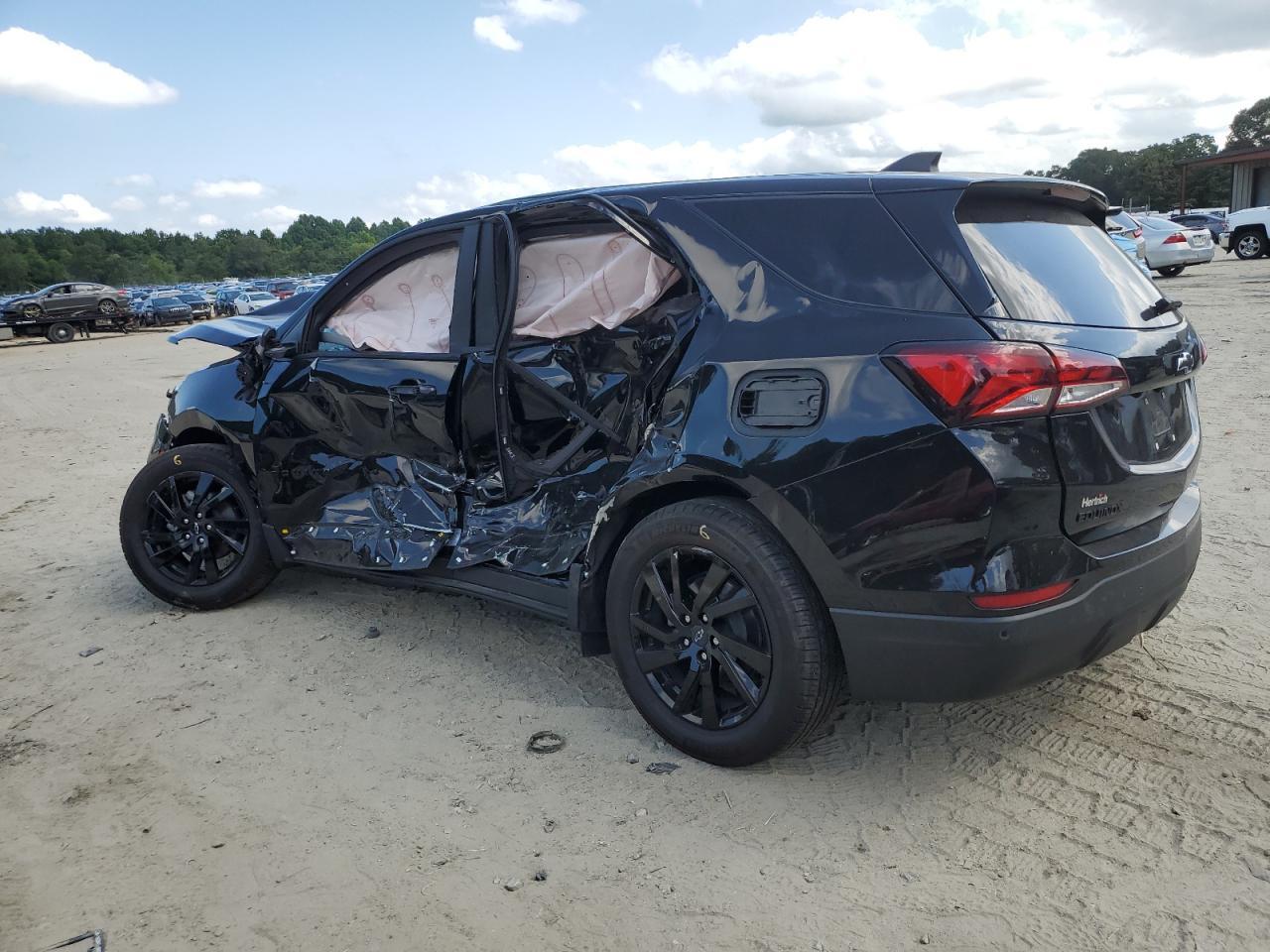 2024 Chevrolet Equinox Ls - Фото 2