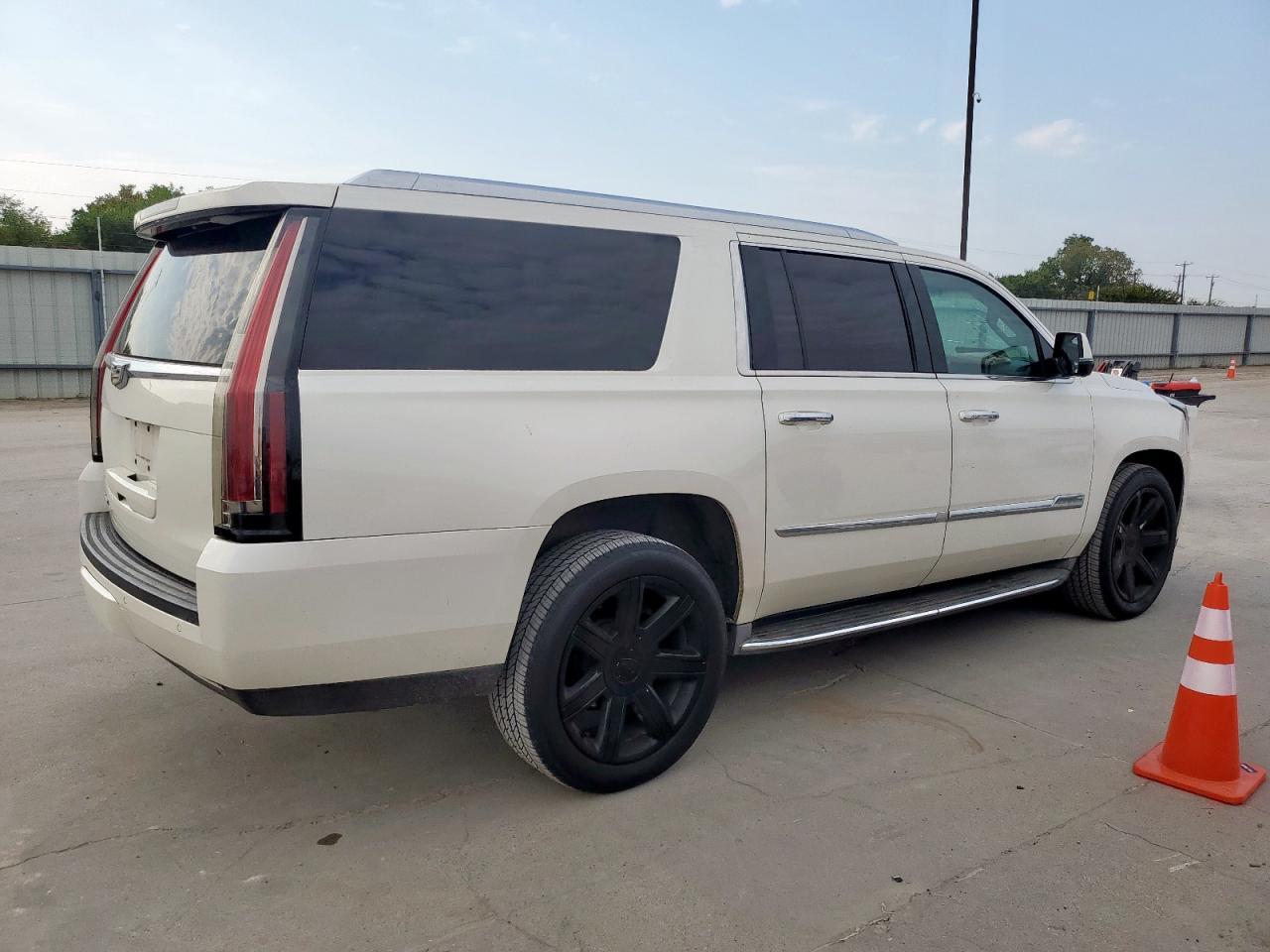 2015 Cadillac Escalade Esv Luxury - Фото 3