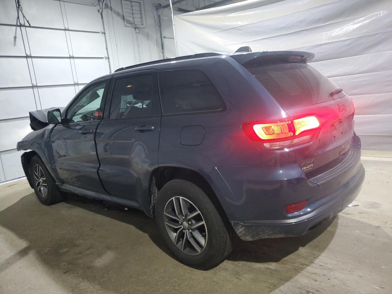 2020 Jeep Grand Cherokee Limited - Image 2