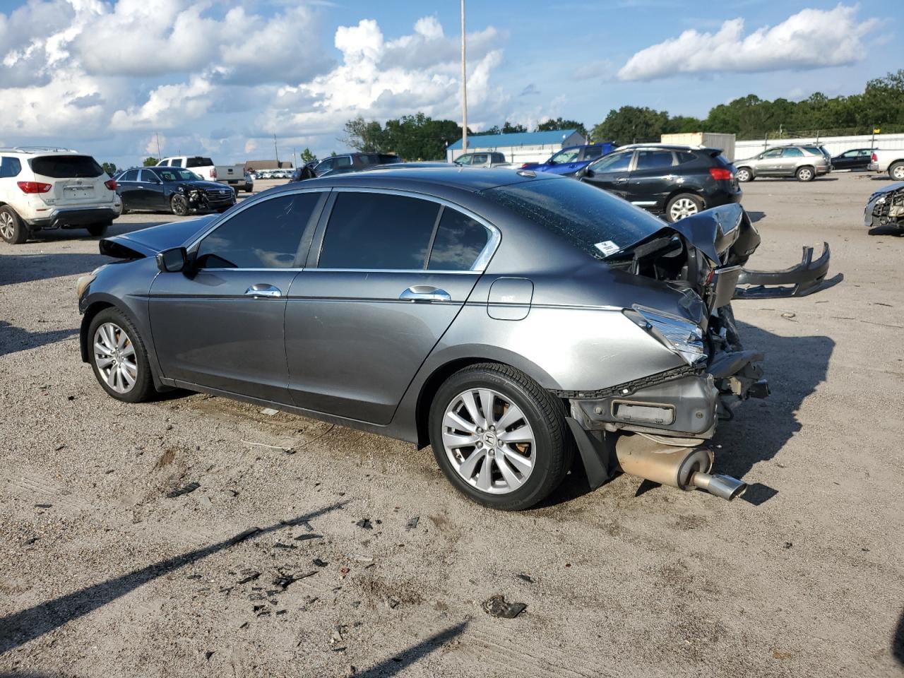 2011 Honda Accord Exl - Image 2