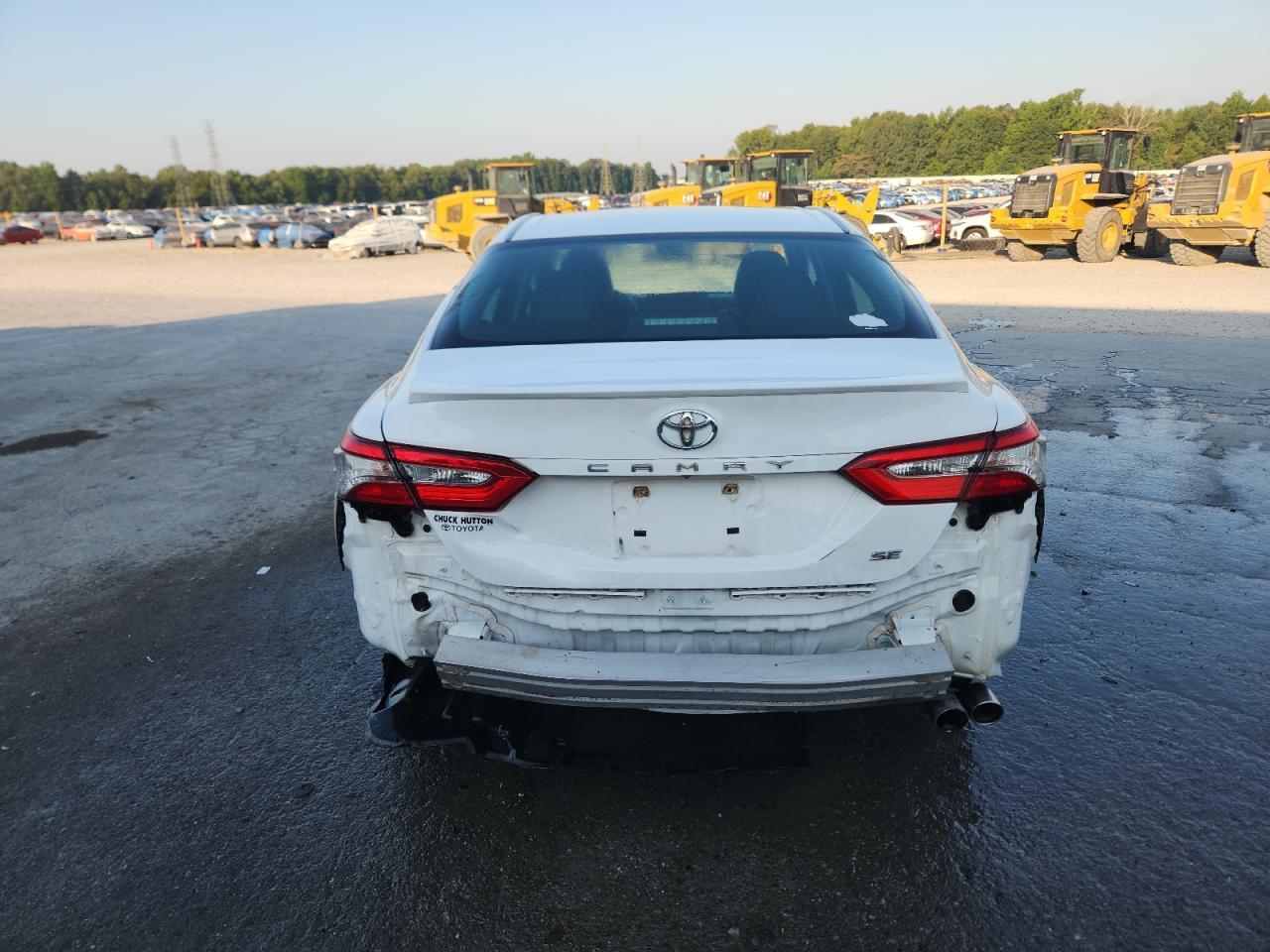2018 Toyota Camry L - Фото 6