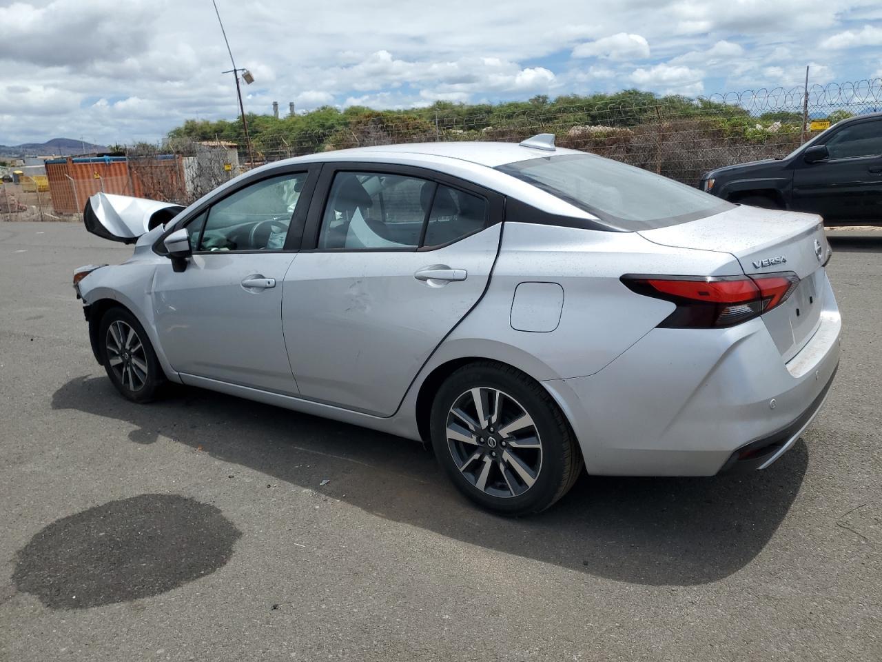 2021 Nissan Versa Sv - Фото 2
