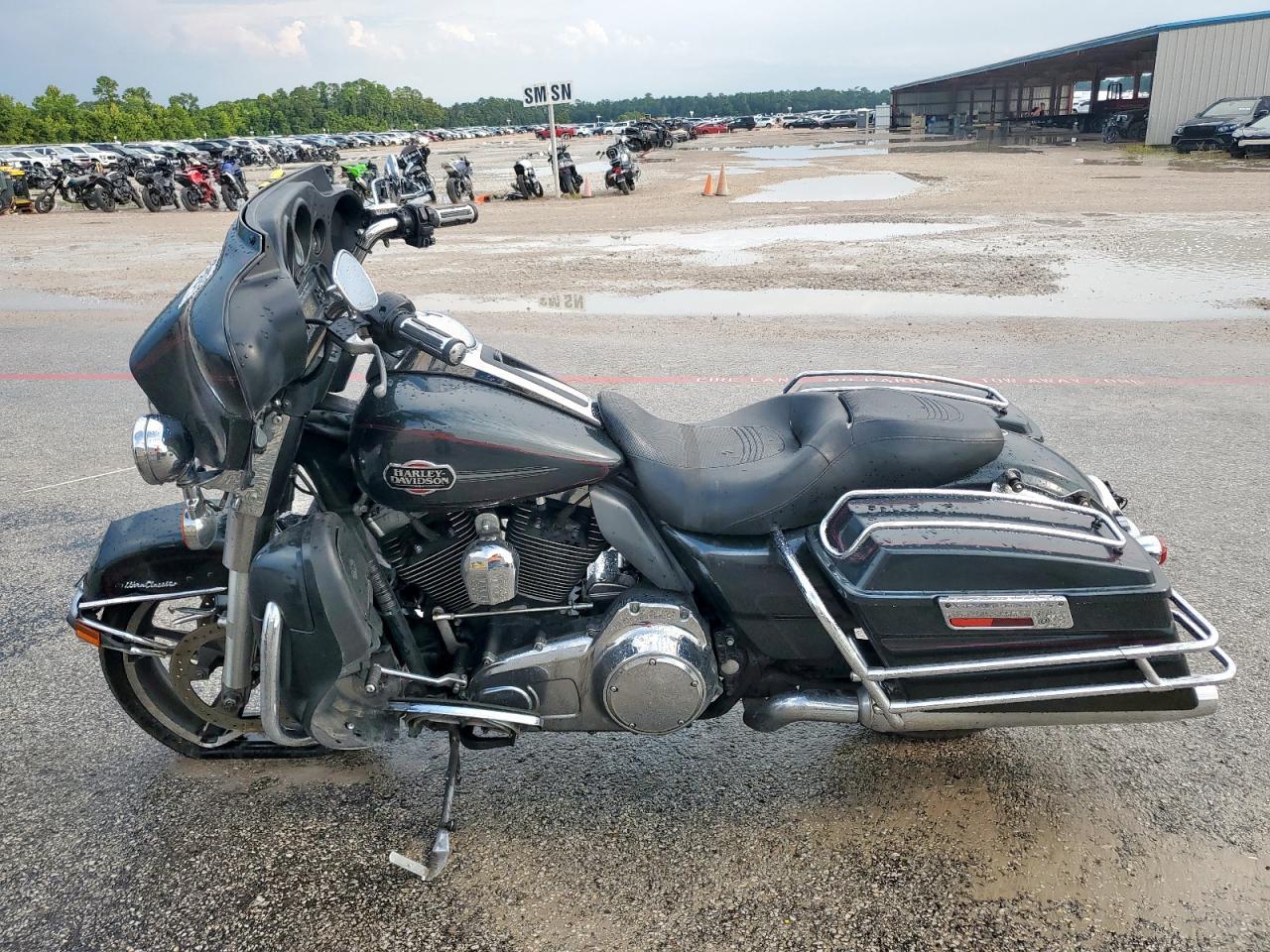 2009 Harley-Davidson Flhtcu - Фото 3