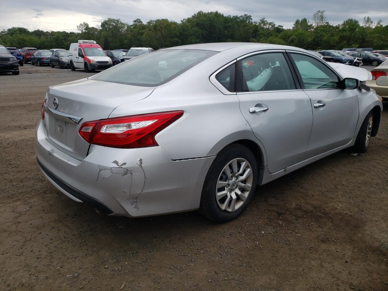 2016 Nissan Altima 2.5 - Фото 3