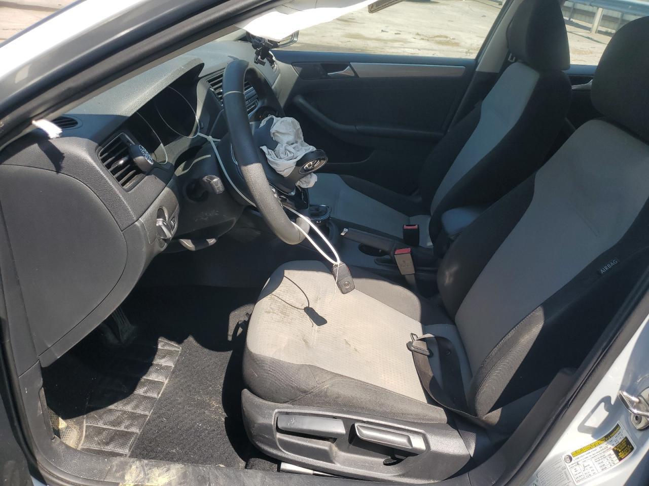 2017 Volkswagen Jetta S - Фото 7