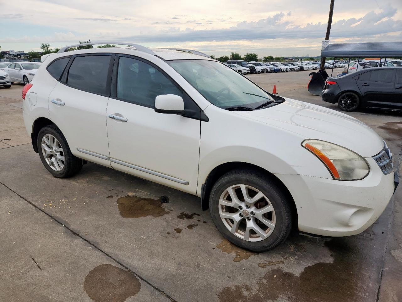 2011 Nissan Rogue S - Фото 4