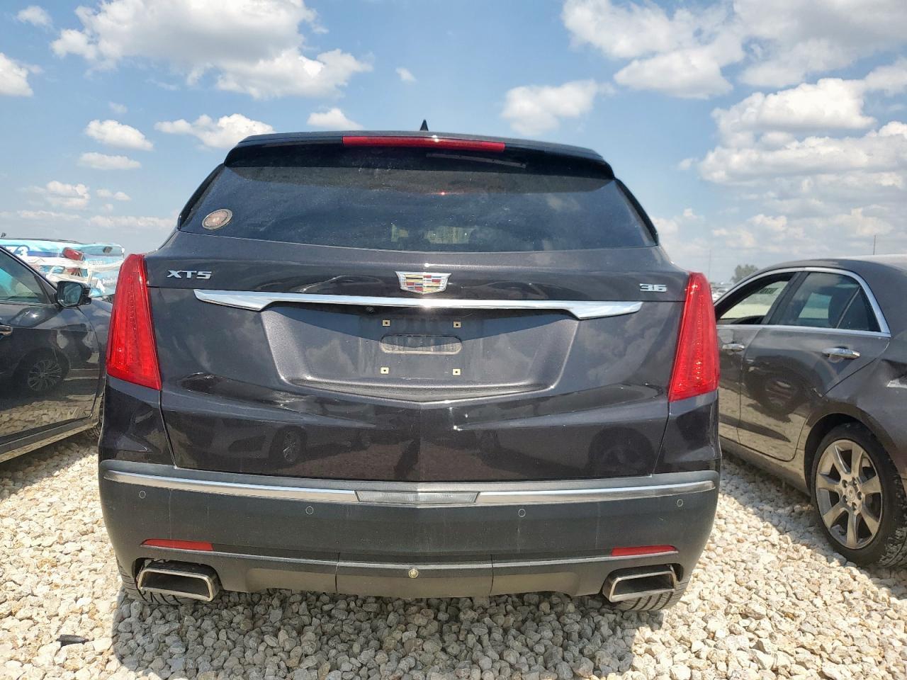 2017 Cadillac Xt5 Luxury - Фото 6