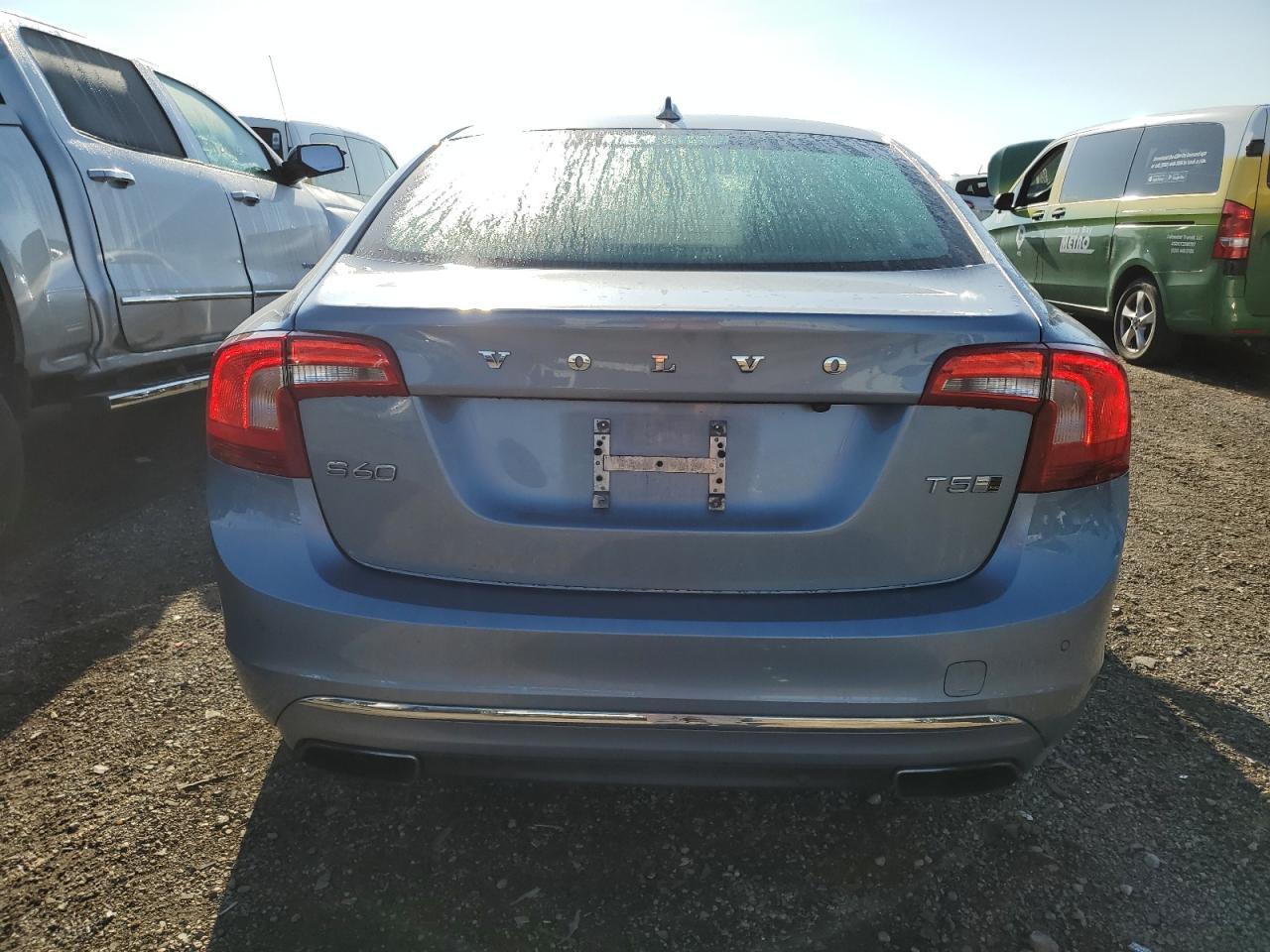 2017 Volvo S60 Premier - Фото 6