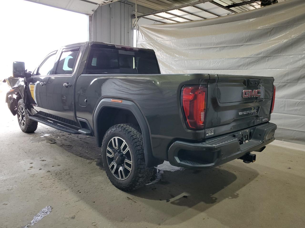 2022 GMC Sierra K2500 At4 - Фото 2