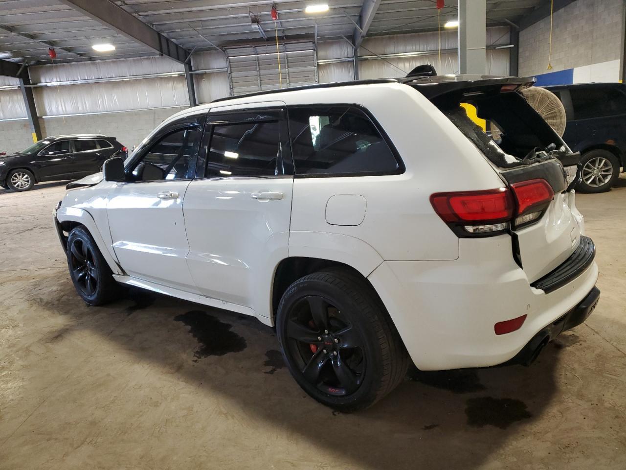 2016 Jeep Grand Cherokee Srt-8 - Фото 2