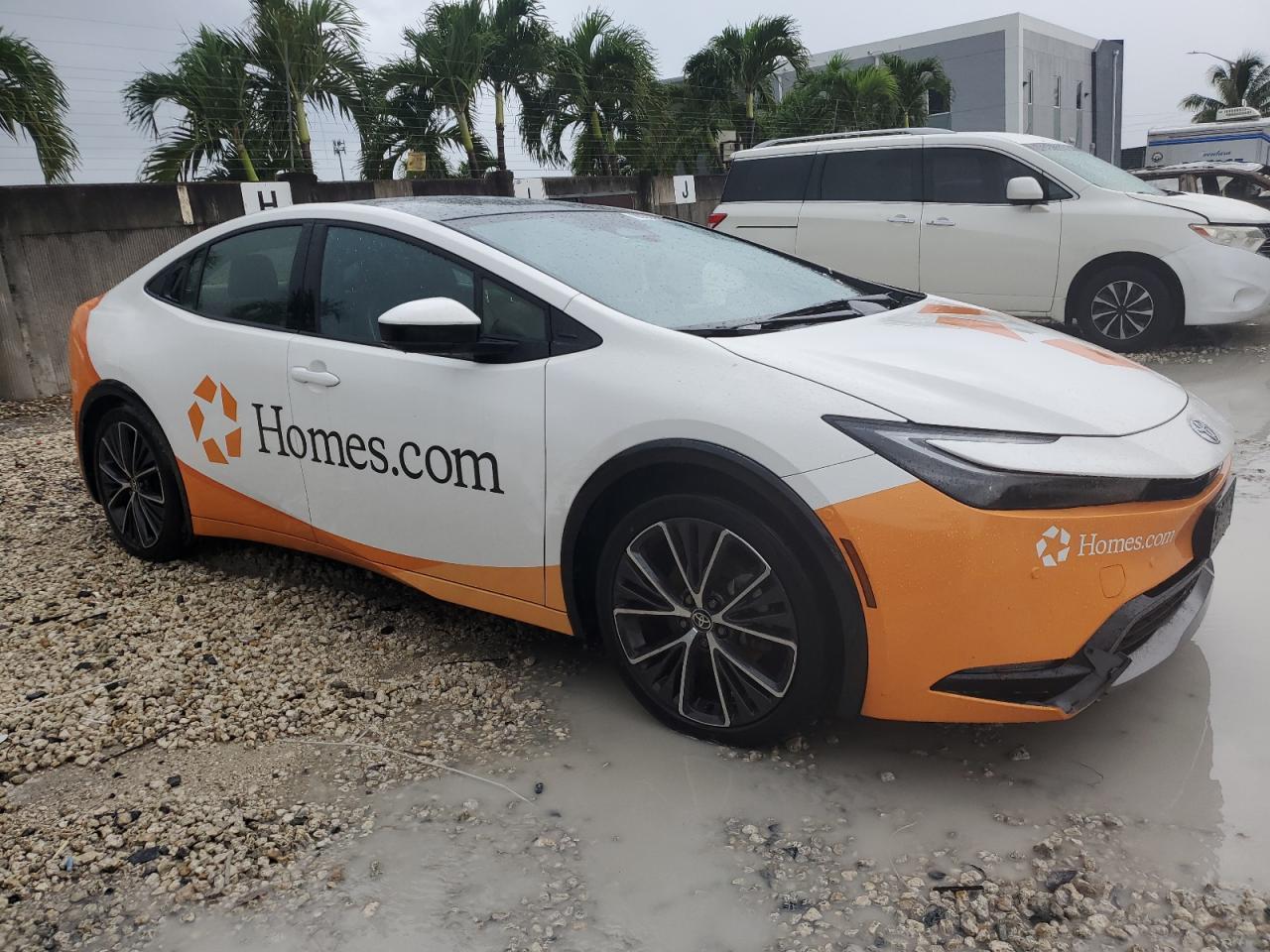 2023 Toyota Prius Le - Фото 4