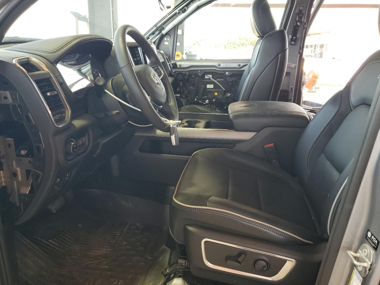 2025 Ram 1500 Laramie - Фото 7