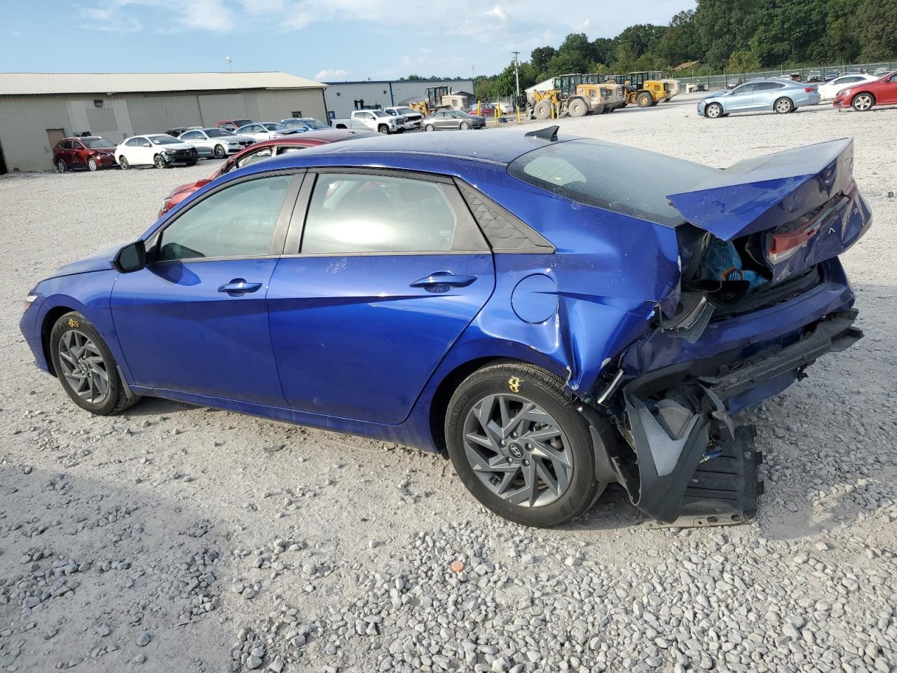 2024 Hyundai Elantra Sel - Image 2