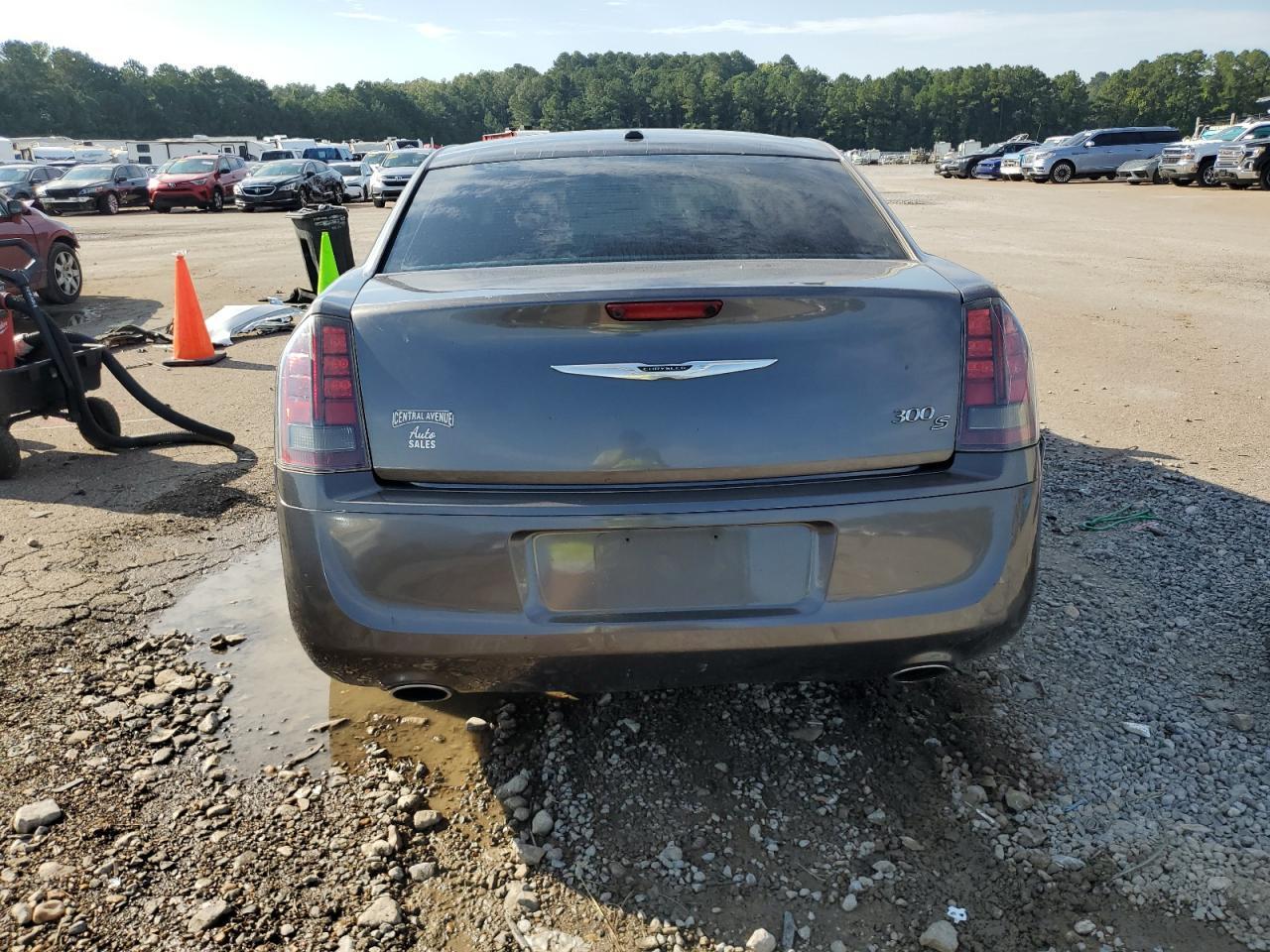 2014 Chrysler 300 S - Фото 6