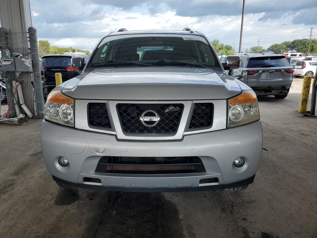 2010 Nissan Armada Se - Image 5