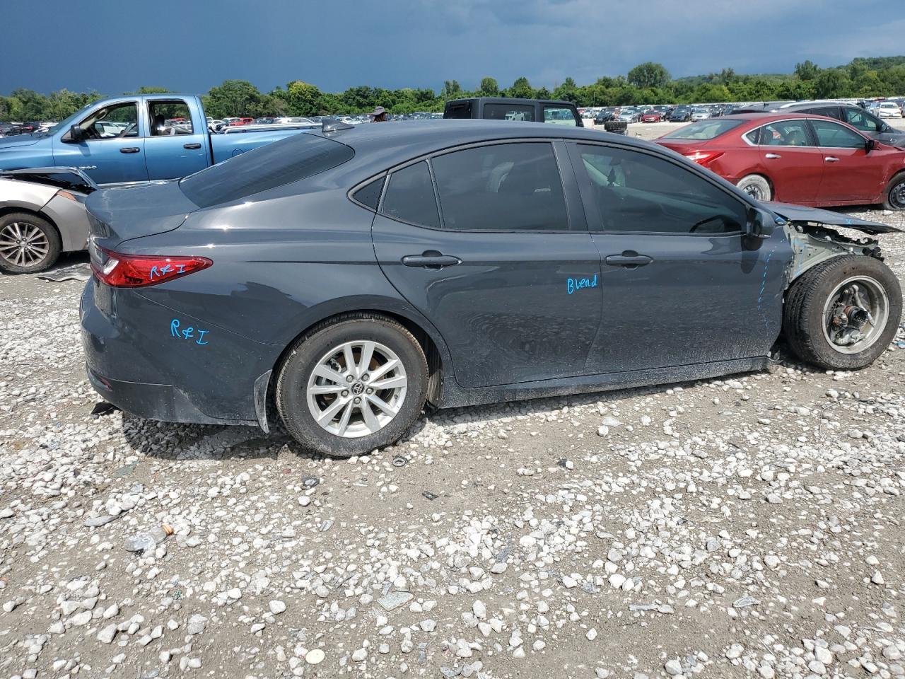 2025 Toyota Camry Xse - Image 3