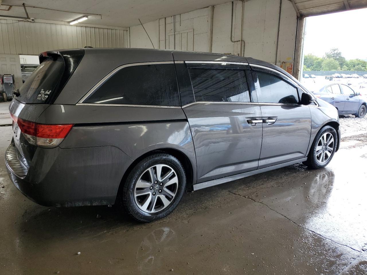 2014 Honda Odyssey Touring - Фото 3