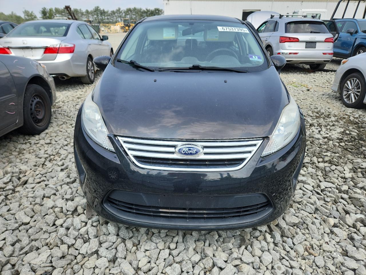 2013 Ford Fiesta Se - Фото 5