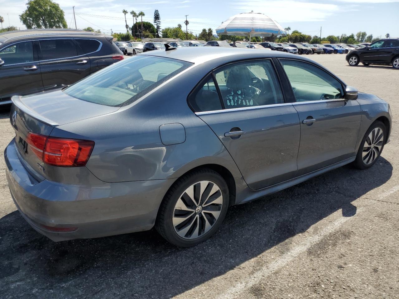 2016 Volkswagen Jetta Hybrid - Фото 3