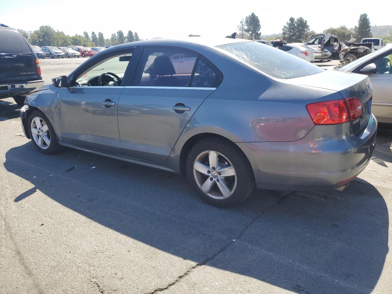 2013 Volkswagen Jetta Tdi - Фото 2