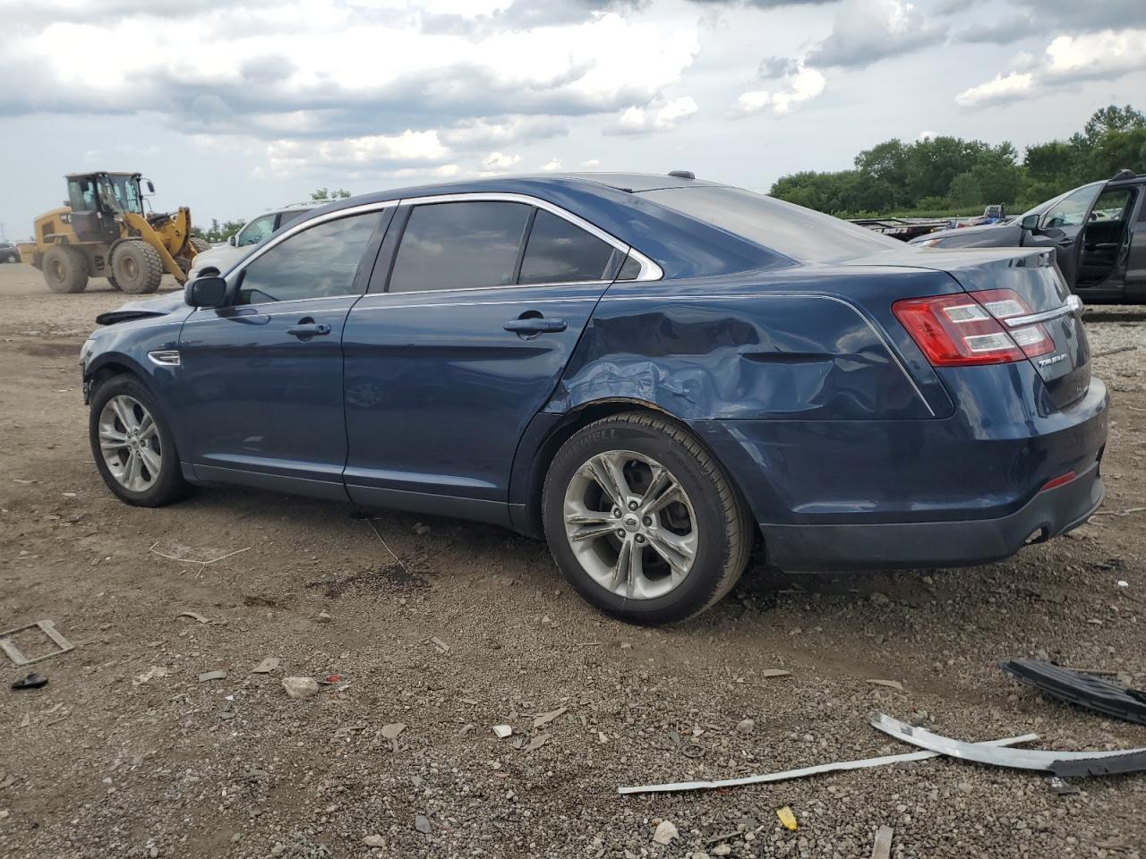 2017 Ford Taurus Sel - Фото 2